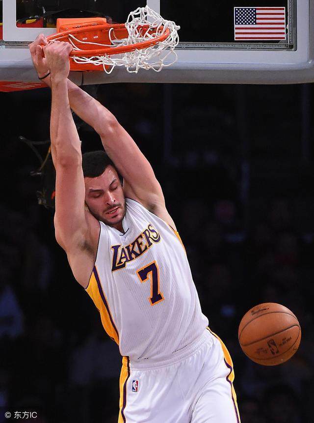 爱游戏体育官网-法乙大球多不多