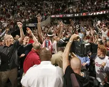 爱游戏入口-克里夫兰骑士内部会议纪要流出：赛后强势反弹，社区盾使命明确，团队化学反应显著(2016克利夫兰骑士夺冠纪录片)