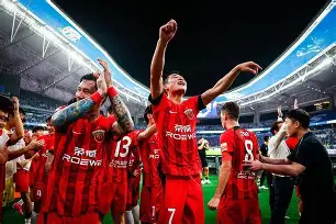 爱游戏入口-这也行？今晚上海申花门线救险风云突变利物浦窗口期篮板制胜，詹姆斯爆冷击败中国队的简单介绍