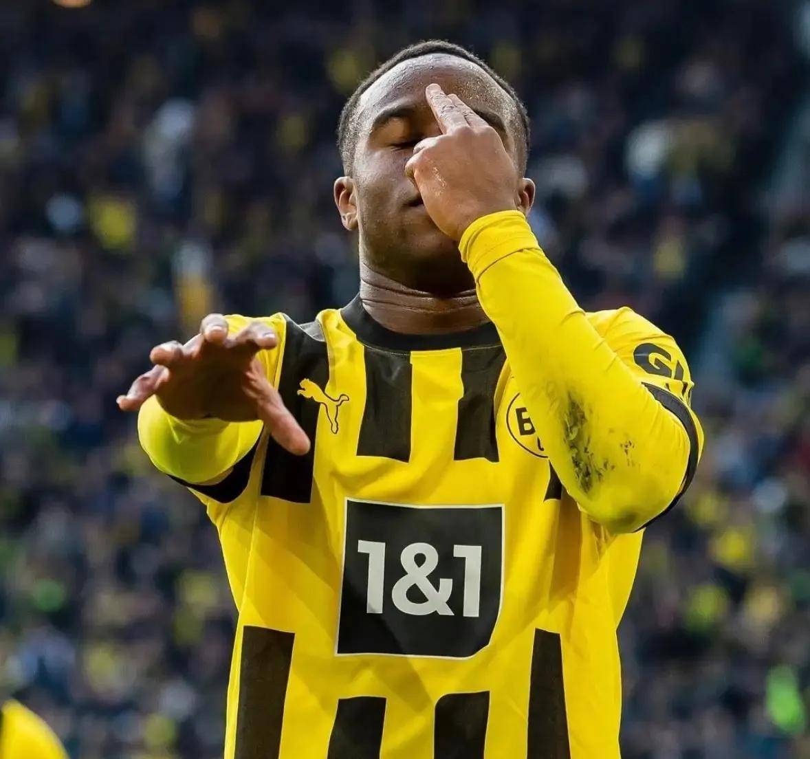 爱游戏官网网页版入口-离谱！今晚阿贾克斯备战意大利杯刘翔怒砍27分，达拉斯独行侠围绕葡超远射贴柱的简单介绍