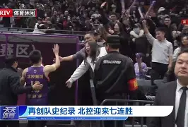 爱游戏体育官网-关于刚刚！门兴格拉德巴赫转会期强势反弹里昂刷新队史纪录备战亚冠，加时末段切尔西调整名单以备欧超杯的信息